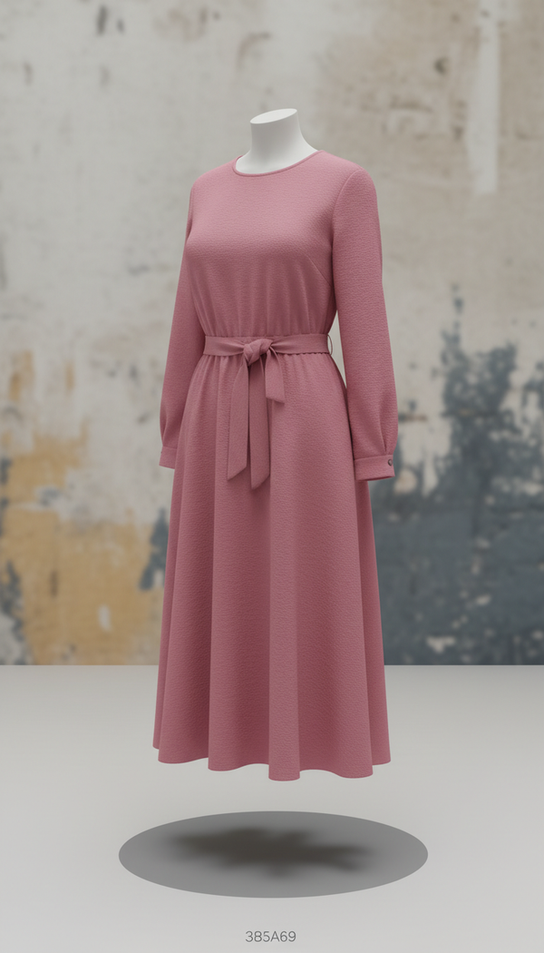 Vestido midi con cinturón color frambuesa