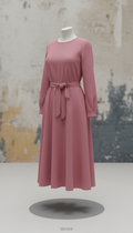Vestido midi con cinturón color frambuesa